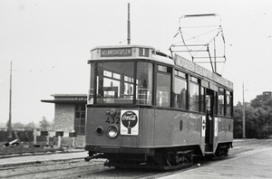 432, lijn 1, Aelbrechtsplein, 1959 (D. de Haan)
