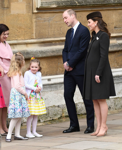 kate-william-flower-girls-church-easter-a