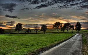 543105-country-road-at-sunset