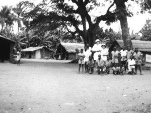 1952; Mpozo nabij Matadi, groepsfoto