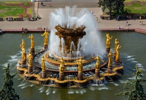 amazing-fountains-from-around-the-world-05-e1484832223470