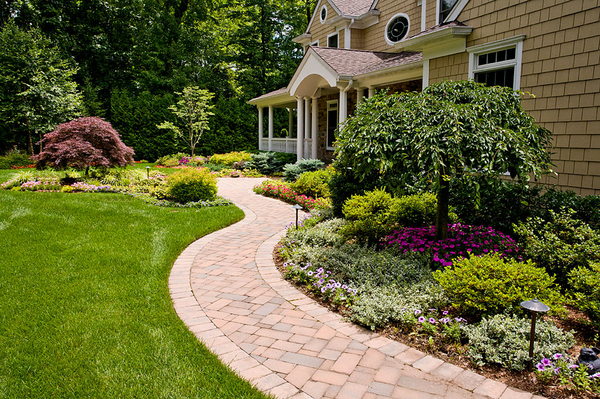 simple-front-yard-landscaping-5