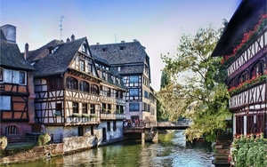 World___France_Old_houses_in_Strasbourg__France_073317_