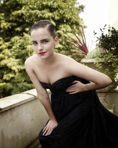 Attractive-Model-Emma-Watson-beautiful-girl-Wallpaper-13