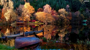 819480-autumn-lake