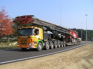 asphalt-transport-truck-vehicle-locomotive-transporter-scania-lan