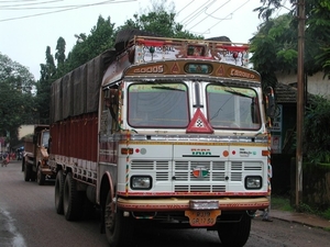 Tata_Truck_India-768x576