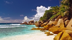 nature-beach-sand-trees-corner-rocks-islands-seychelles-2048x1152