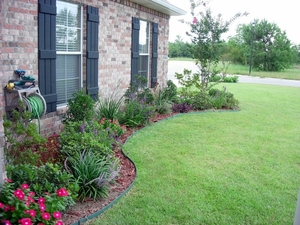 simple-flower-bed-ideas-top-3-simple-flower-bed-landscaping-ideas