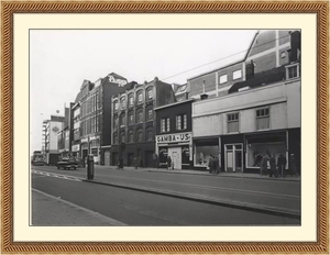 Grote Marktstraat tussen de Wagenstraat en Grote Markt 1959