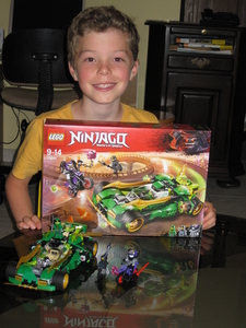 16) Fiere Ruben met zijn Lego