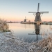 kinderdijk-netherlands-molenwaard-windmills-canal-winter-mor