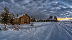 Winter-houses-snow-clouds-dusk_1600x900