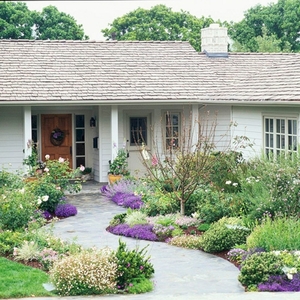 Colorful-Front-Yard-Landscaping-Ideas-To-Enhance-Your-Home-Beauty