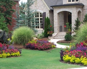 small-yard-landscaping-design-incredible-southern-landscaping-ide
