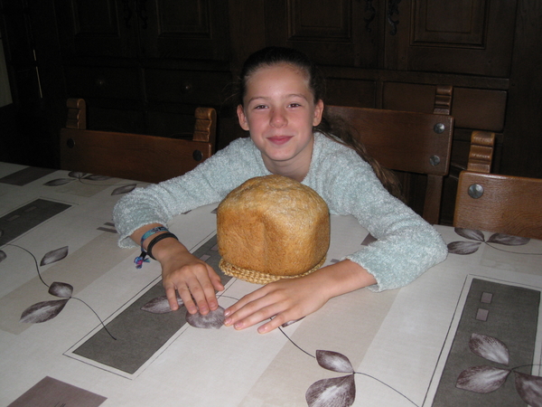 11) Jana haar broodje is gebakken