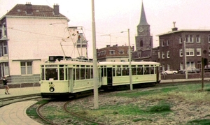 810 met bijwagen 759 (lijn 11) op 15 juli 1967 op de Strandweg