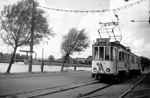 HTM 59 + 136 als lijn I1 aan de halte remise, 16 september 1962