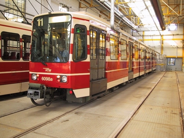 6098a Remise Lijsterbesstraat 14-08-2002