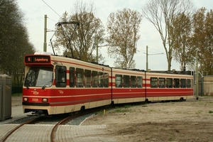 Op zondag 27 april 2008 werd de keerlus voor tramlijn 6 bij het L
