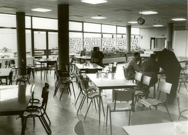 Bedrijfsrestaurant - Kantine 1966. V & D Apeldoorn.