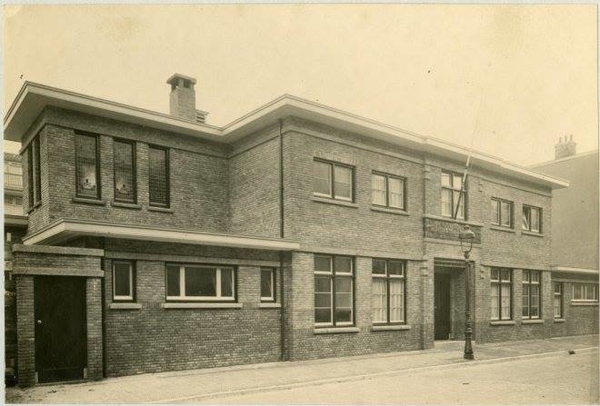 Kleuterschool in de Acaciastraat omstreeks 1930