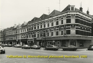 Vaillantlaan hoek van Mierisstraat in Den Haag.