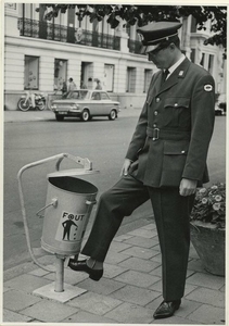 De reinigingspolitie in 1965