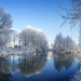 Lake-Side-In-Winter-2560-x-1600