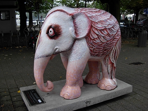 elephant parade 020 op het Steenplein