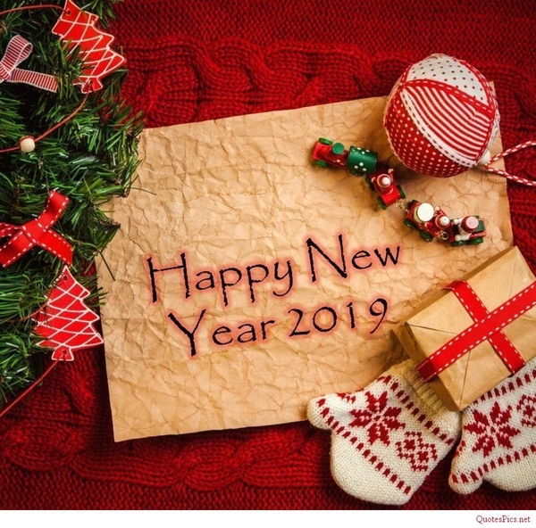 happy-new-year-2019-decorations
