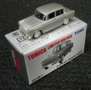 P1330027_Tomica-Limited_TLV-06a_ToyopetCorona1500SilverToyota