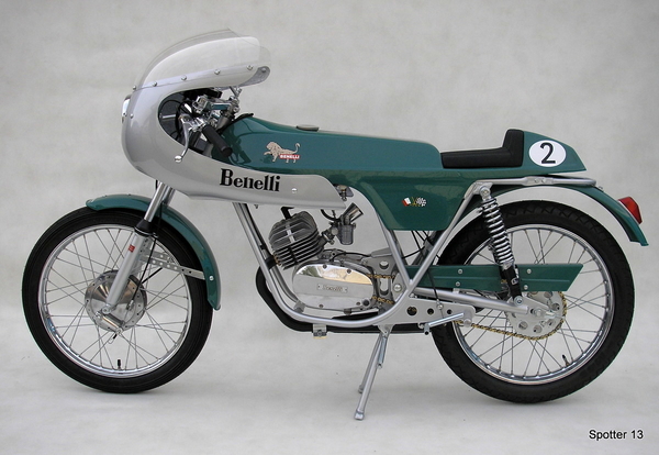 Benelli - Cafe Racer