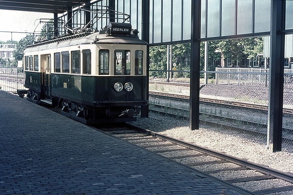 In het Spoorwegmuseum te Utrecht stond de LTM 610 (HTM 90). Deze 