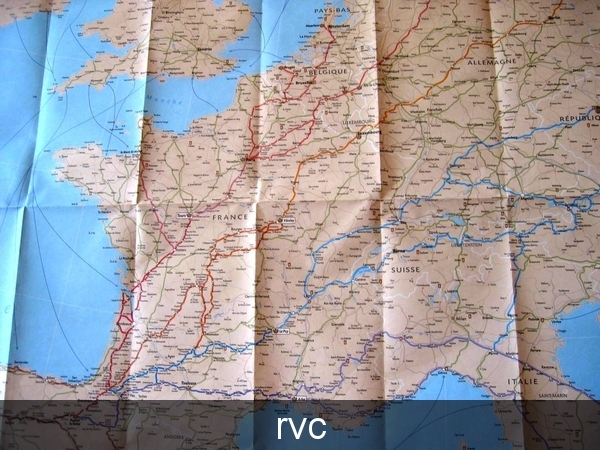 de routes door Frankrijk  (Tolosana = paars)