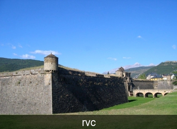 Het fort van Jaca, een van de vele forten rond de grens Frankrijk