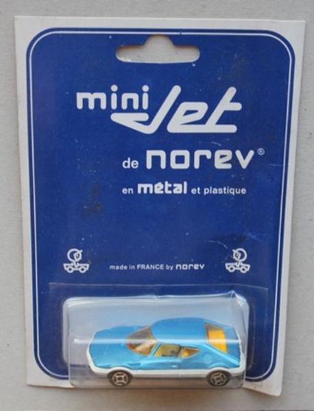 Norev-MiniJet_Bertone-Trapeze-Nsu-Wankel_MetBlue&WhiteStripe_IMG_
