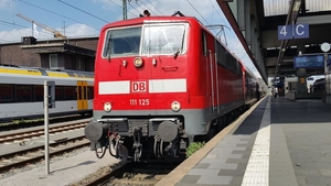 111 in Düsseldorf HBF am 6 7.2019.