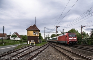 DB 101-145 is met de Internationale trein van Berlijn naar Amster