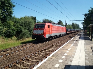 DB Cargo 189 027-6 in station Rheden onderweg richting Arnhem. 27