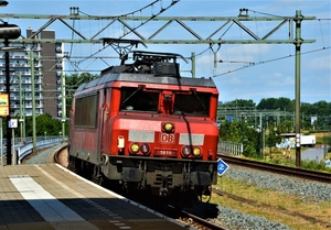 DB cargo 1615 'Zandvoort' door Schiedam Centrum richting Kijfhoek