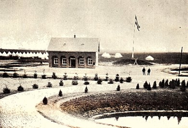 Het kamp van 1899.