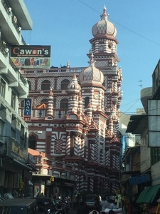 1 Colombo, The Jami Ul-Alfar Mosque is one of the oldest Mosques