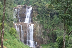 4C Ramboda, watervallen