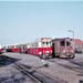 Station Oostvoorne op 27-08-1961; de MABD 1602 en de M 65 staan b