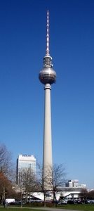 1a  De Alexanderplatz _Fernsehturm