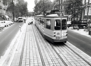 Lijn 3 met wagennummer 640 in de Frederik Hendrikstraat.1975