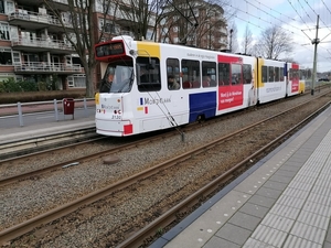 Mondriaan jasje gespot op lijn 6 in Leidschendam