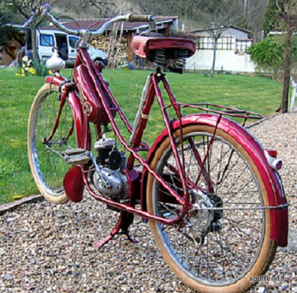 Rode Le Poulain - motor