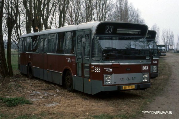 In Bergschenhoek werden de afgevoerde HTM-bussen verzameld in een